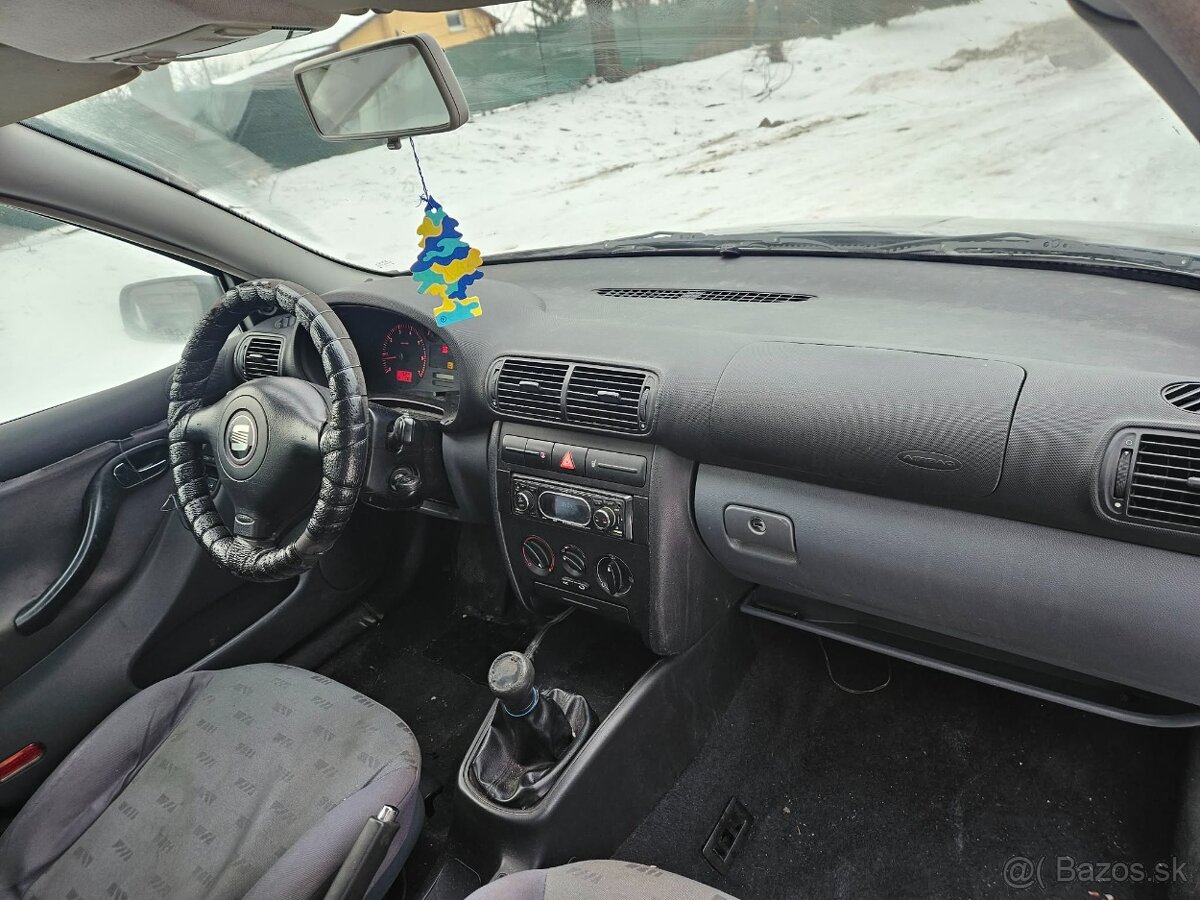 Seat Leon 1.4 benzin r.v. 2007 - 3