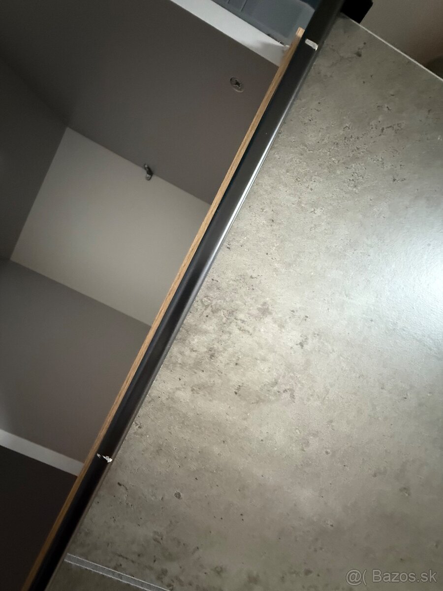 Šatníková skriňa - 3