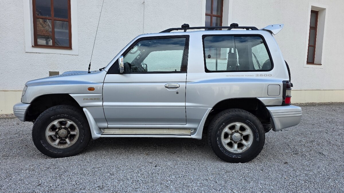 Mitsubishi Pajero 2,8 superselect - 3