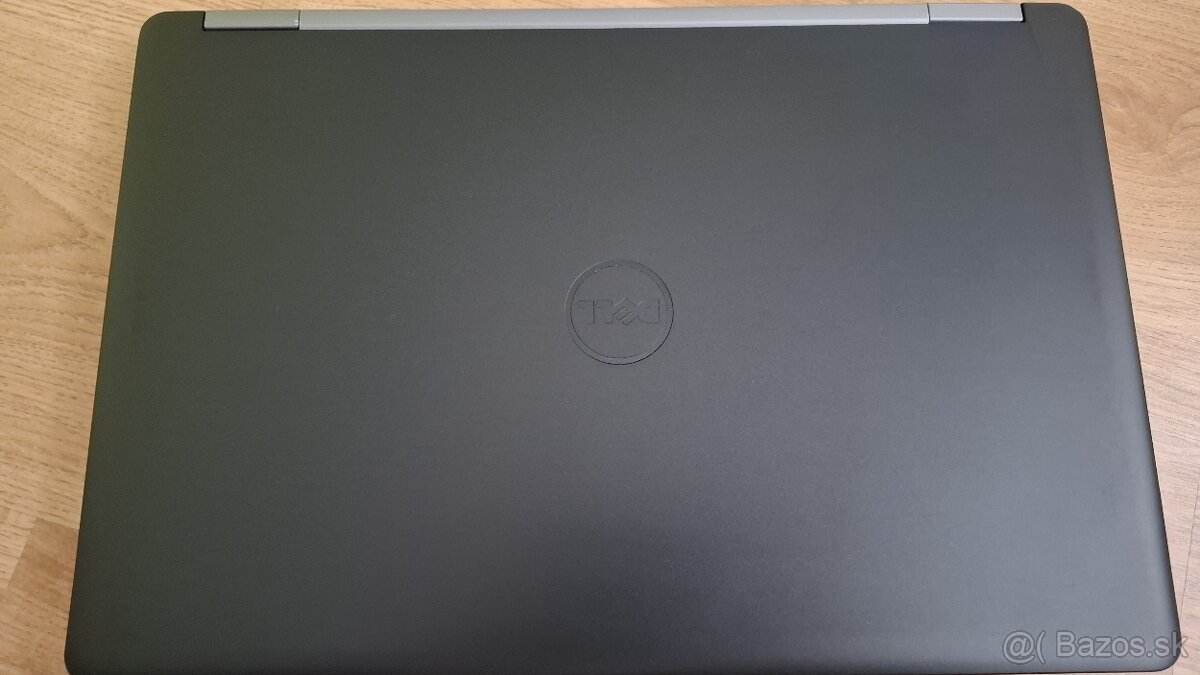 Dell Precision 3510 na náhradné diely - 3
