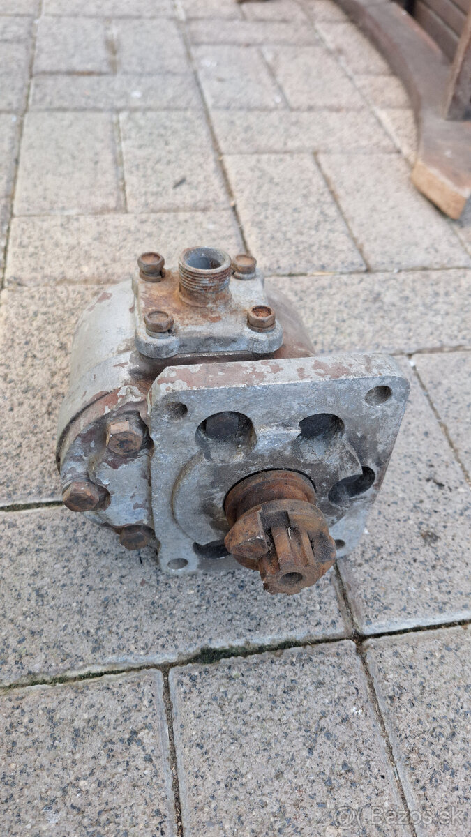 Hydraulické čerpadlo (spojka, traktor, MTZ) - 3