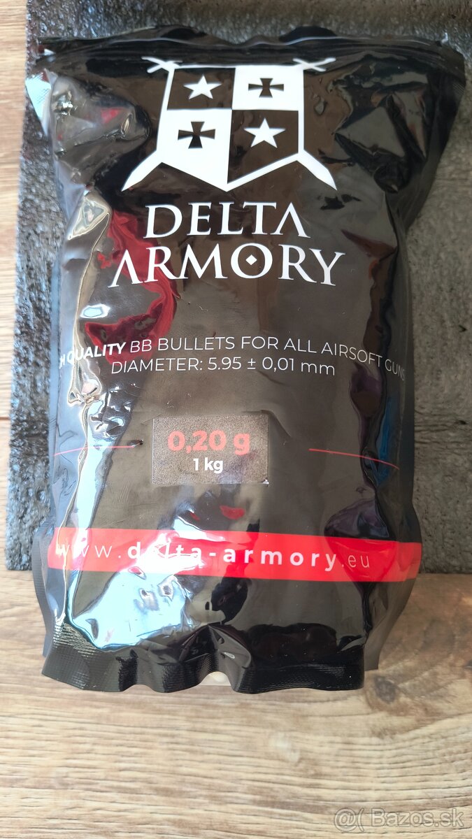 Predám airsoftovú zbraň AR15 RIS Charlie Half Tan - 3