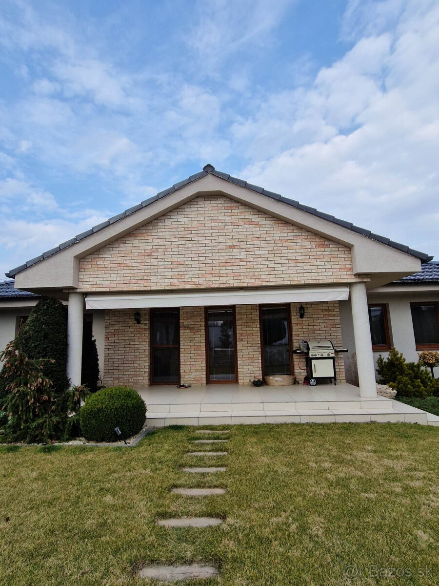 Predaj pekný RD s bazénom v Nitre - Na prameni - 3