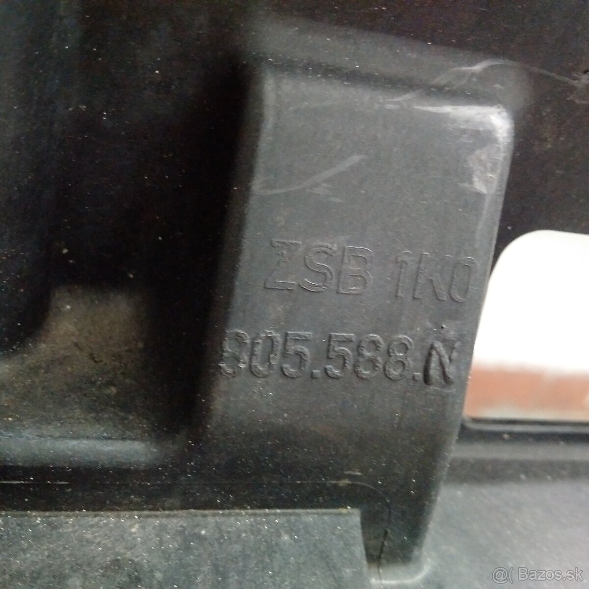 Chladicova stena chladicovka vw golf 5 V - 3