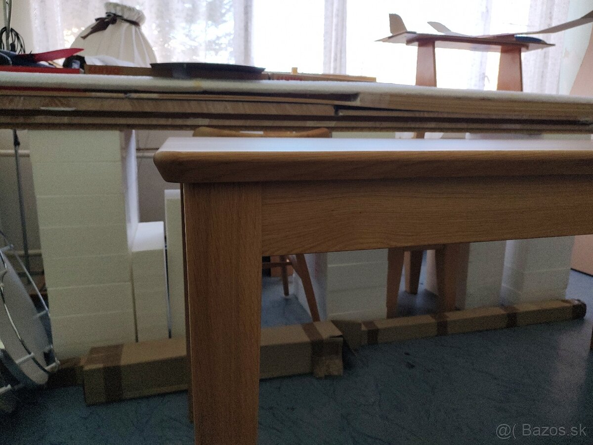 Jedálenský stôl - 3