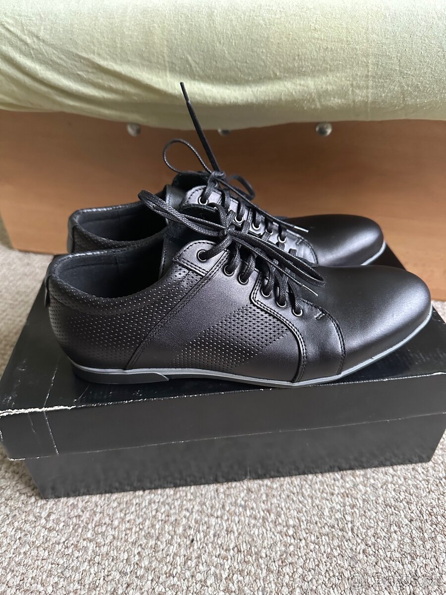 Panske vychadzkove topanky Ozeta - 3