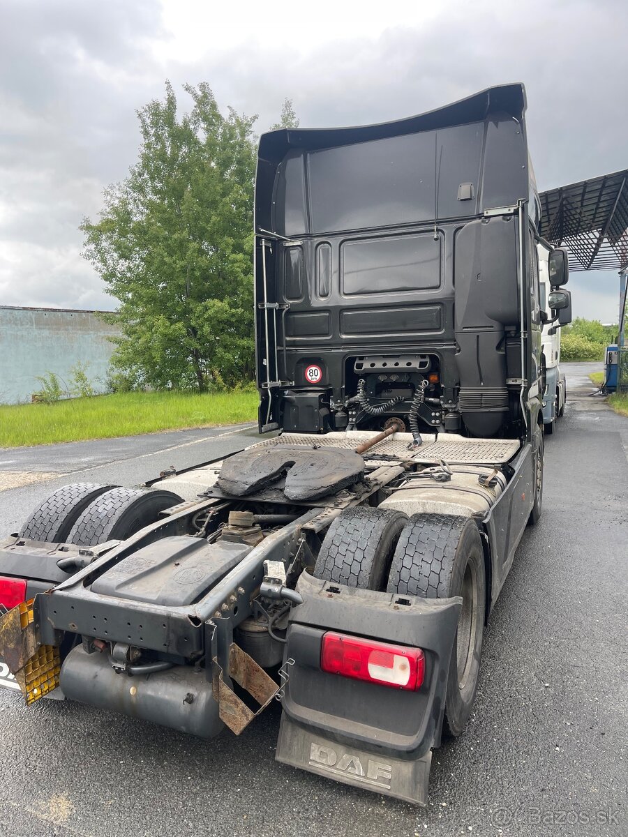 Prodam nahradni dily DAF XF 106.510 - 3