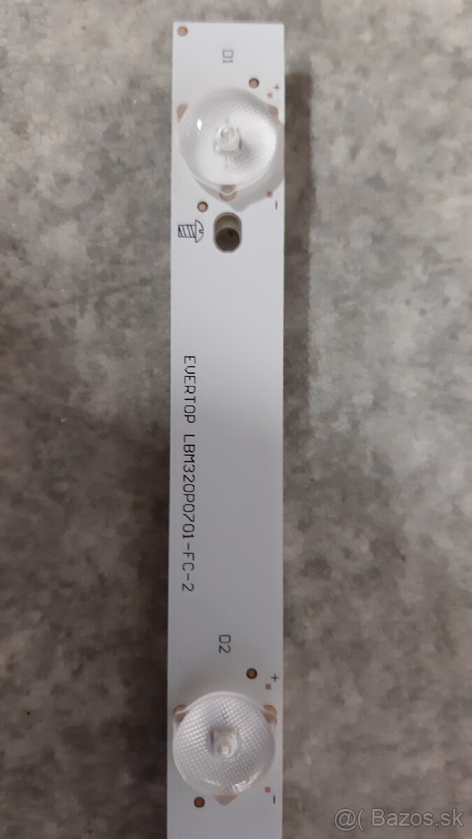 Philips 32" LED TV - 3