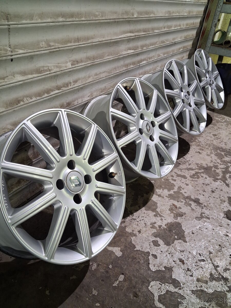 Hlinikové disky Renault R16 - 3