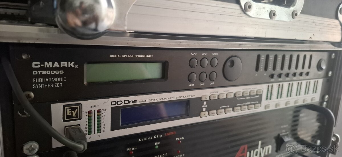 C-MARK DT 2006S. Digitálny procesor krosover - 3