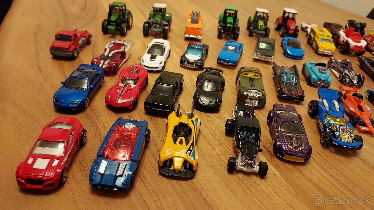 Hotwheels autíčka - 3