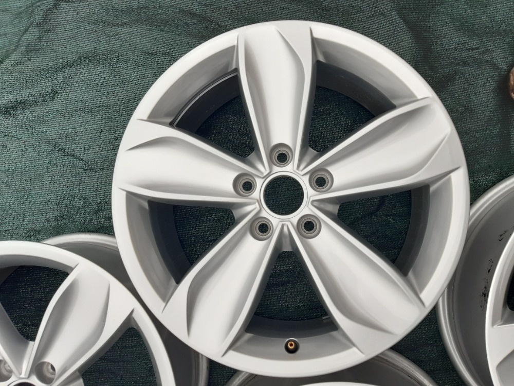 Sada alu kol originál Vw Passat B8 r17 - 3