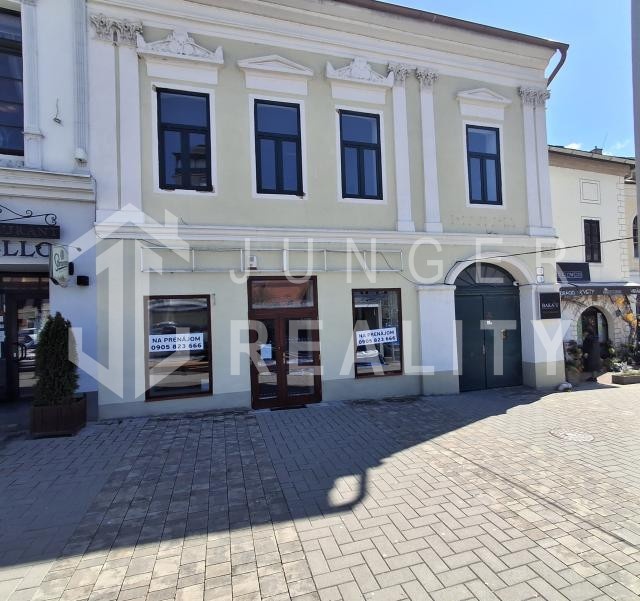 Prenájom obchodného priestoru na Námestí Baníkov v Rožňave - 3