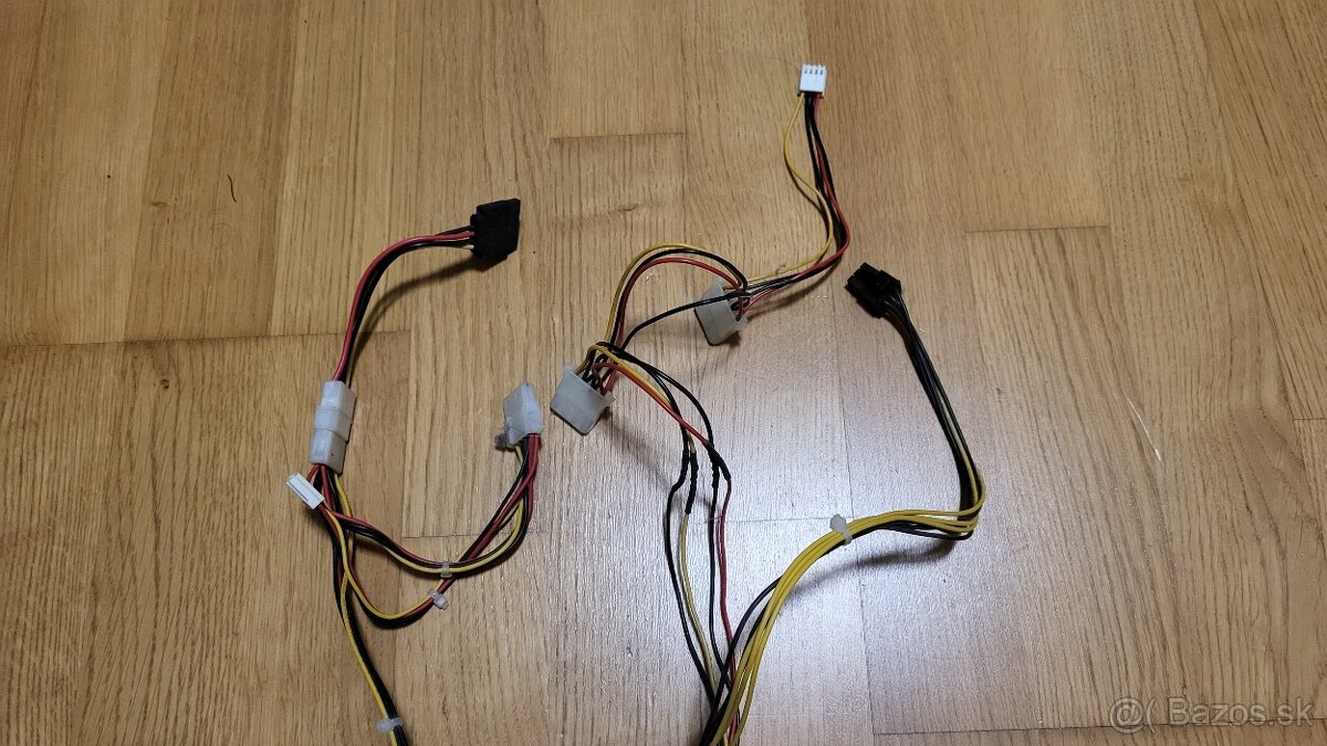 zdroj Fortron 400W, model ATX-400PNR - 3