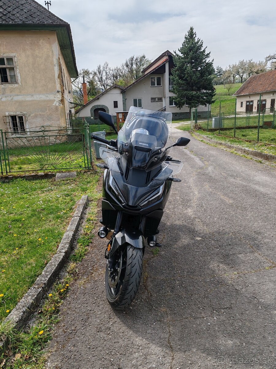 Honda nt 1100 - 3