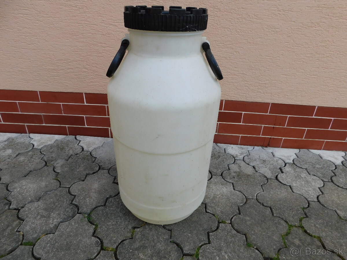 Predám kanister. - 3