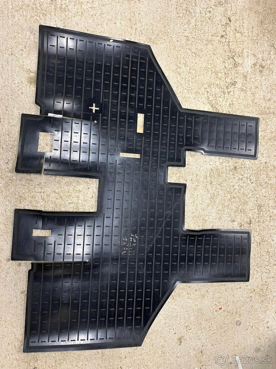 Gumova rohož na traktory Zetor – kvalitné a odolné - 3