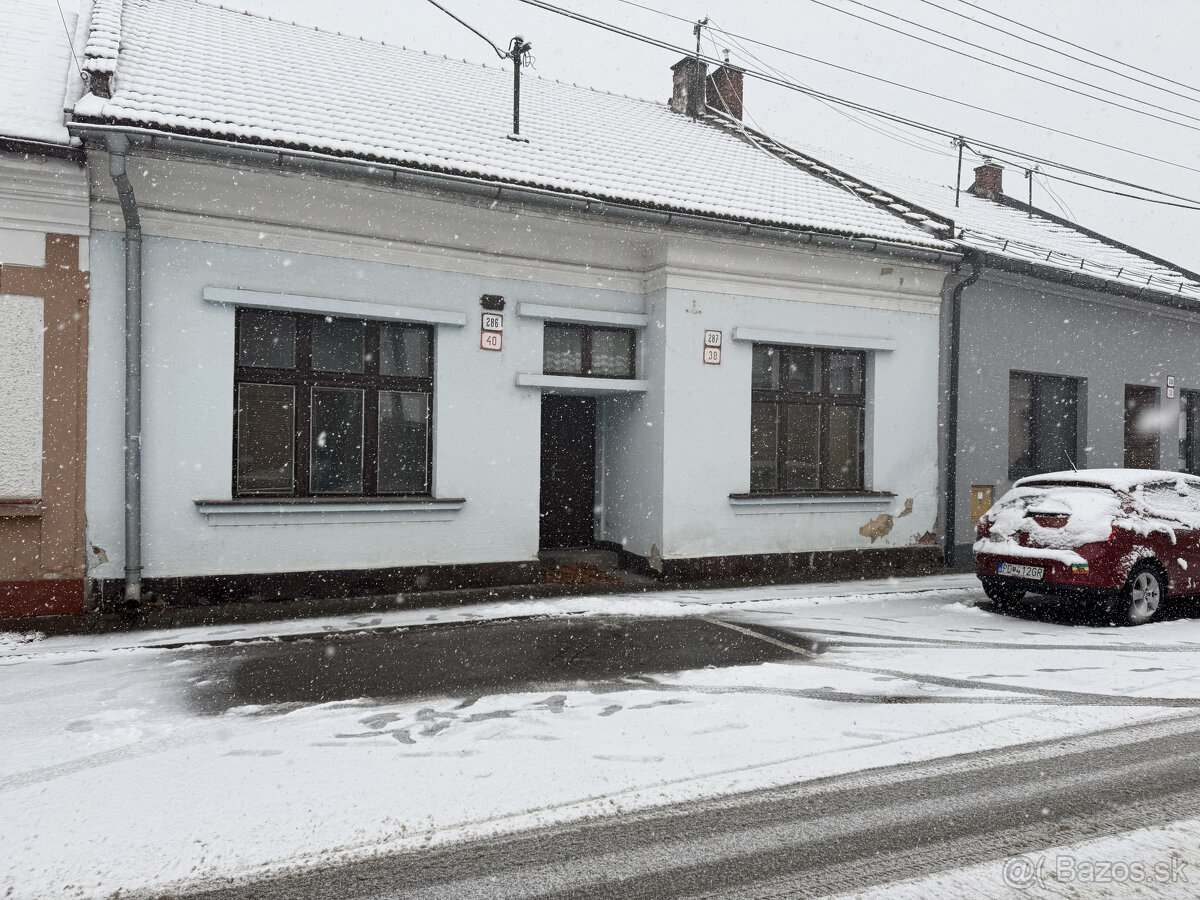 Na predaj staromestský dom v centre Kysuckého Nového Mesta - 3