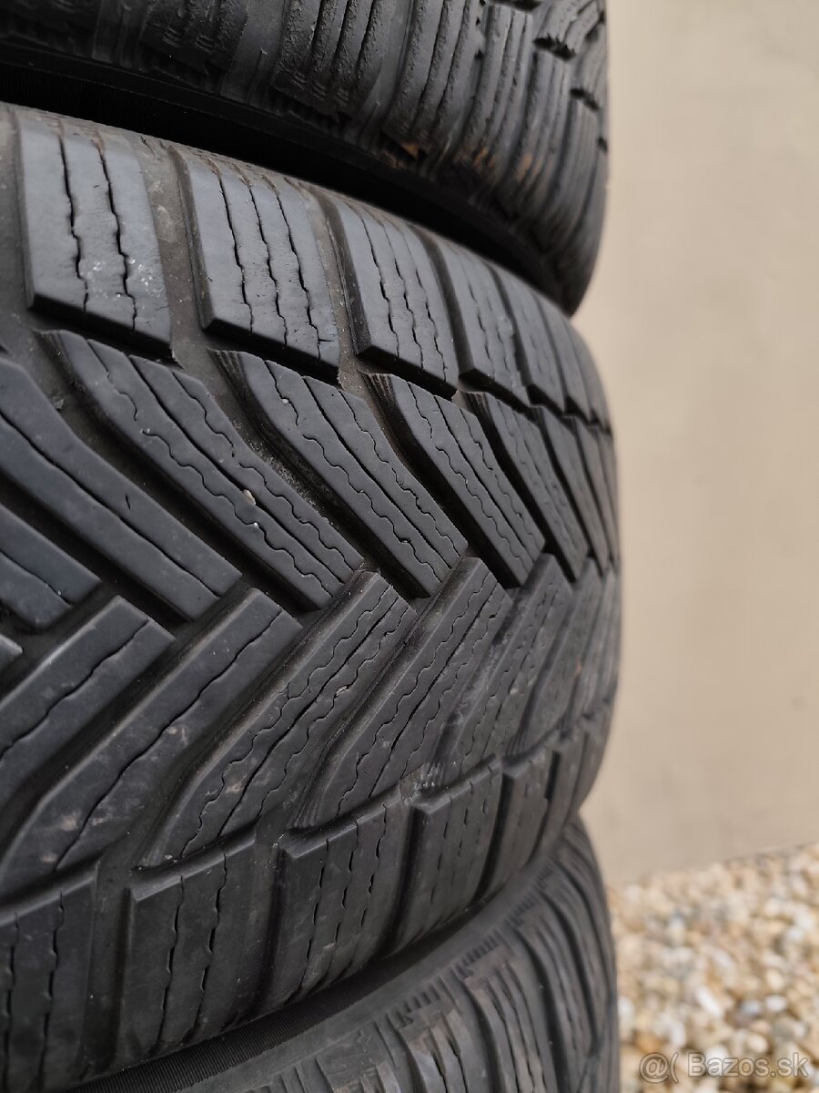 215/60R16 Zimné pneumatiky Michelin - 3