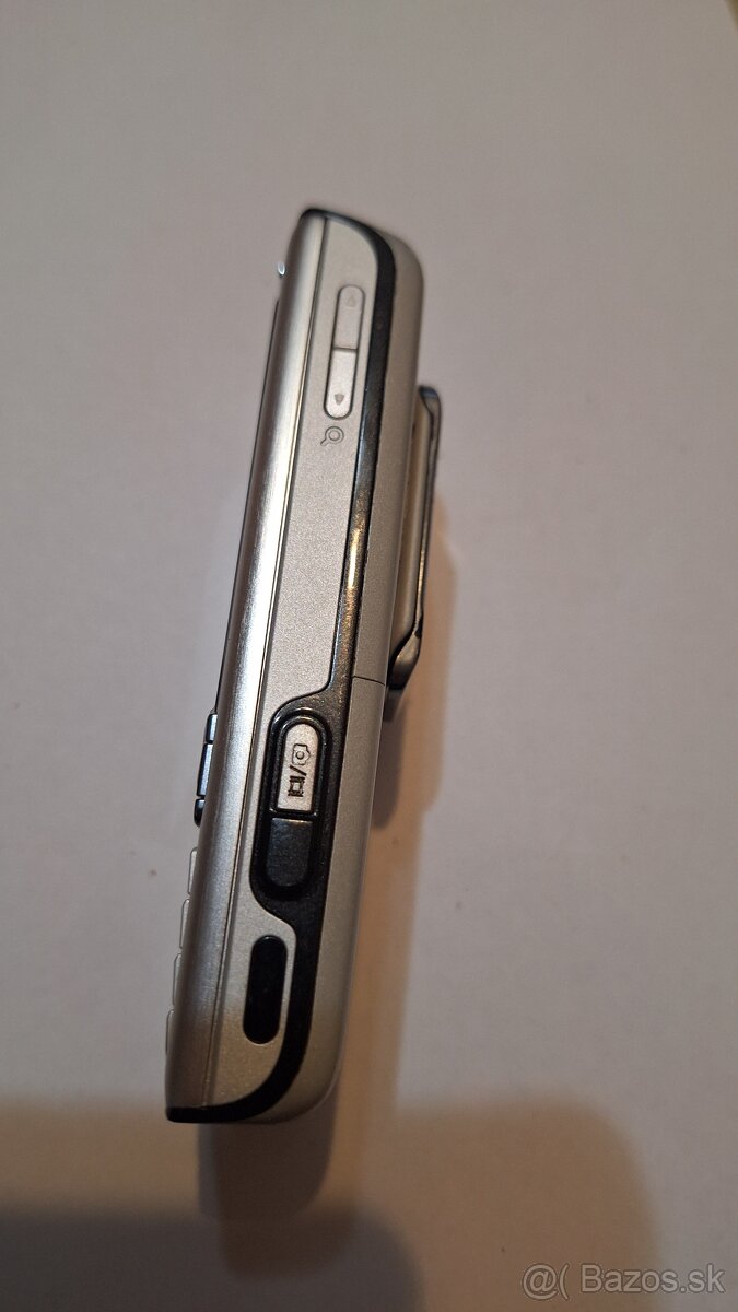 Sony ericsson K800i strieborný - 3