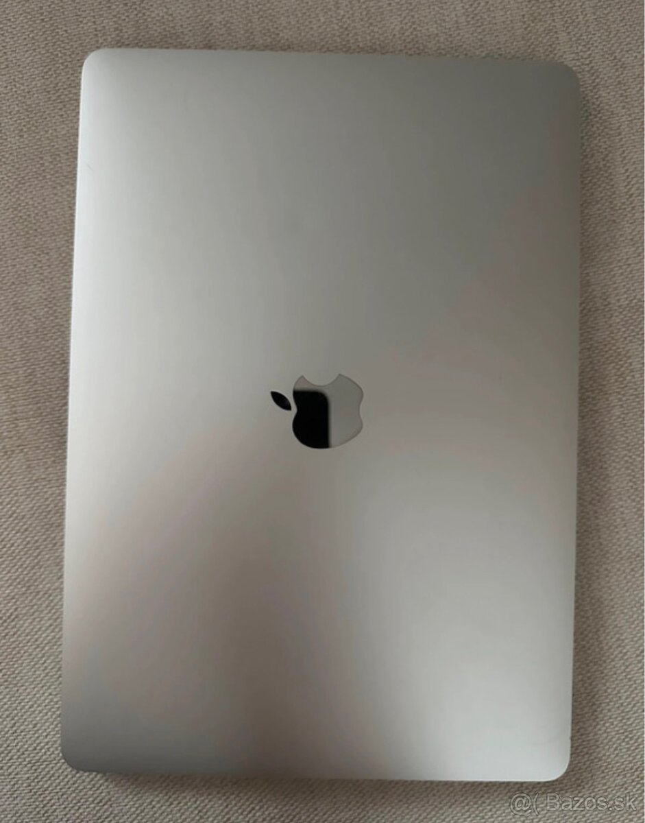 MacBook Pro 13” 2017 • 16GB RAM • Intel i5 • TB3 - 3