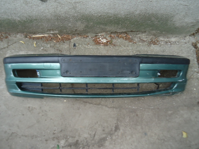 BMW 3 E46-Predny naraznik - 3