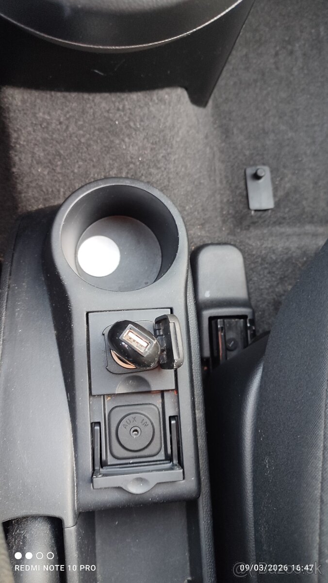 Mazda 2 1.3 Benzin 5 dverí - 3