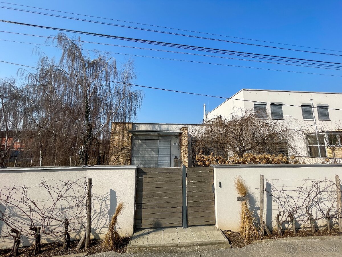 Polyfunkčná budova na predaj, Vráble - 3