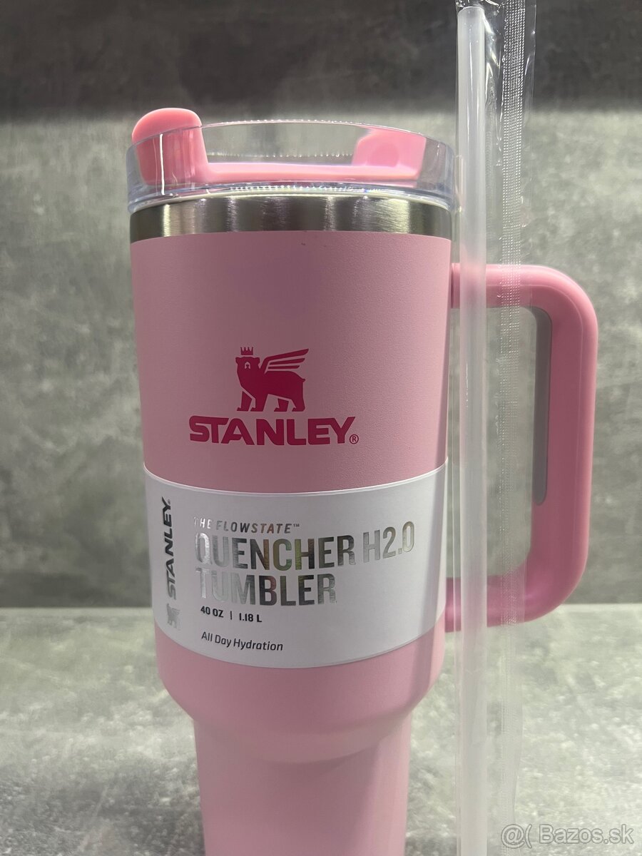 Stanley Cup ružový - 3