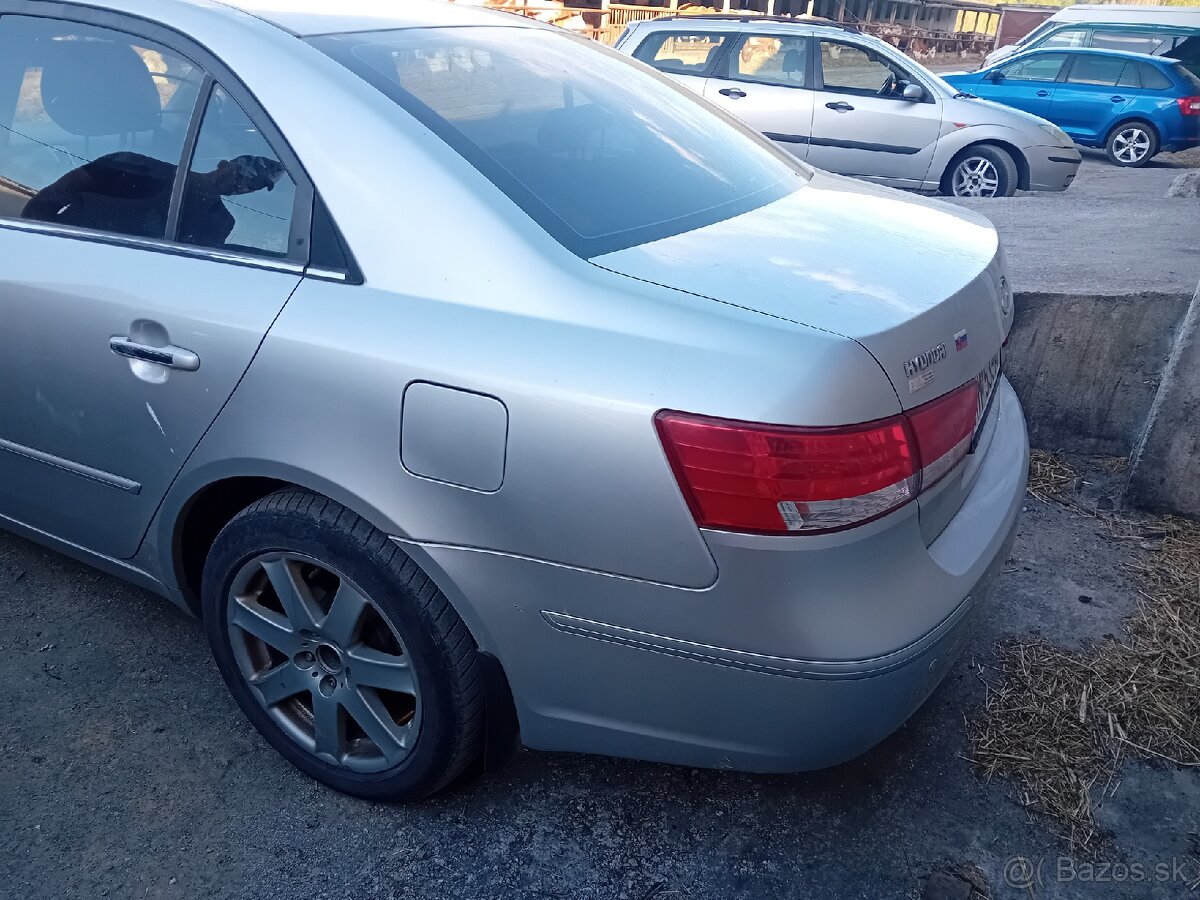 Hyundai Sonata - 3