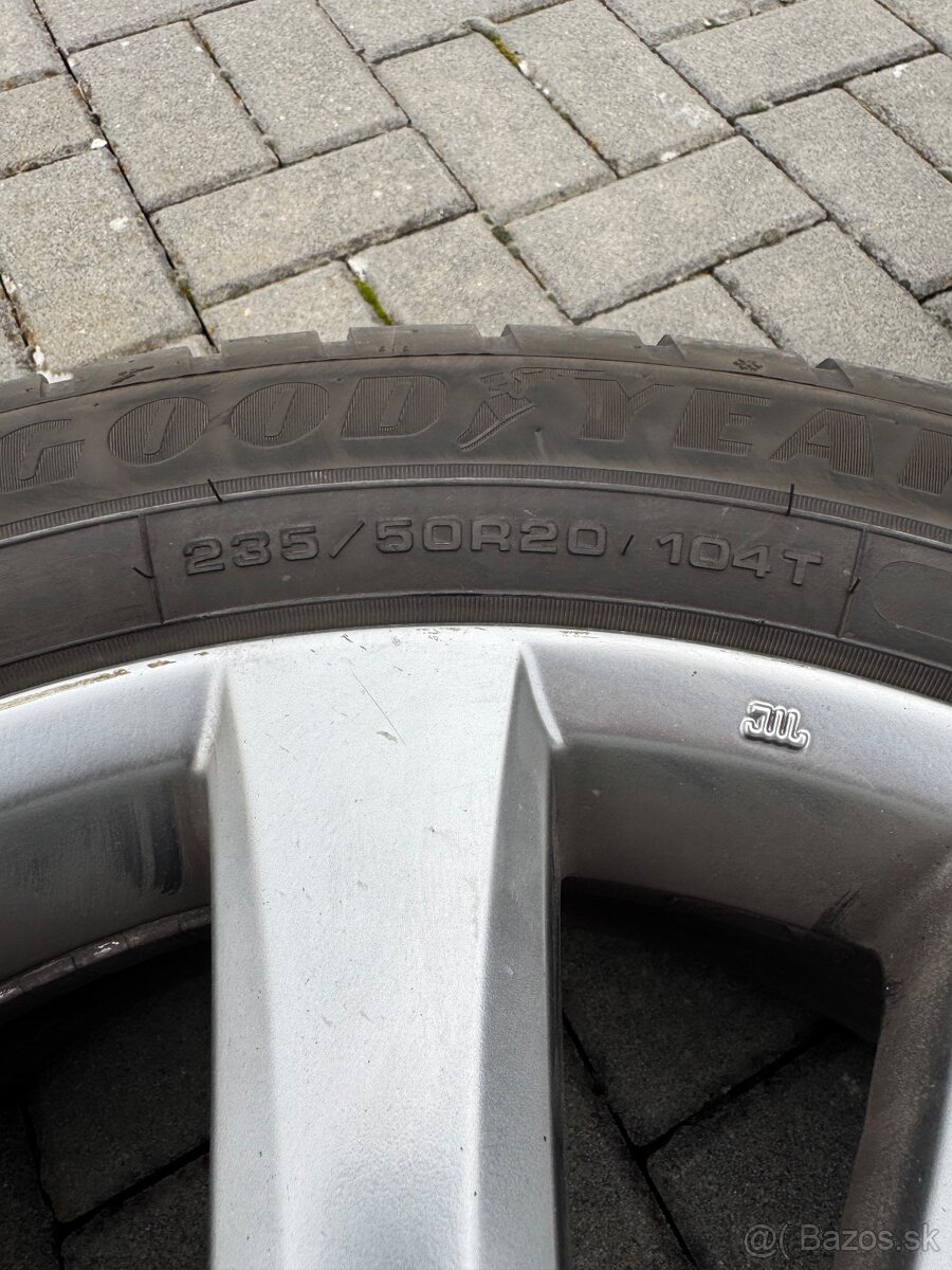 235/50 r20 - 3