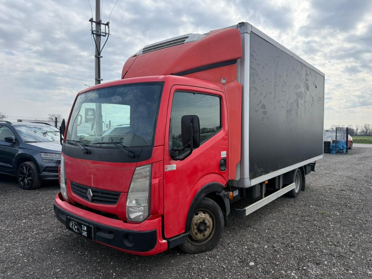 Renault Maxity Food Truck - 3
