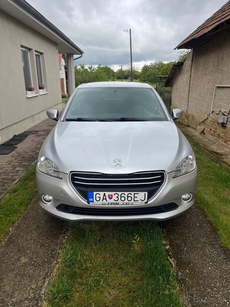 Peugeot 301 - 3