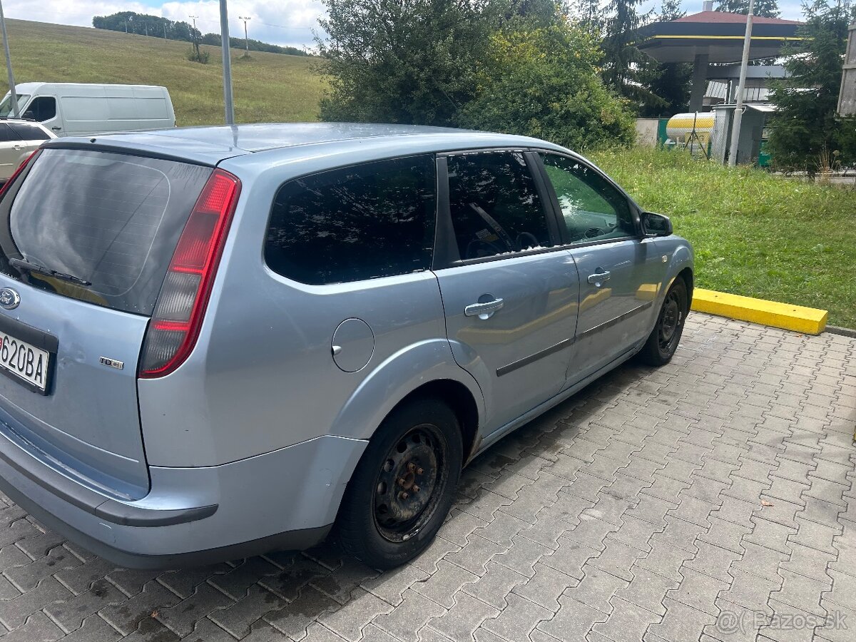 Ford focus 2007 - 3