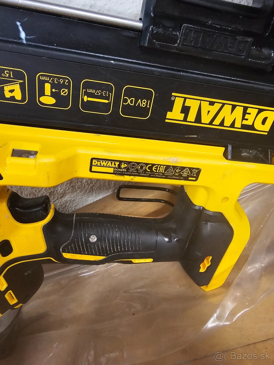 Dewalt.dcn890 - 3