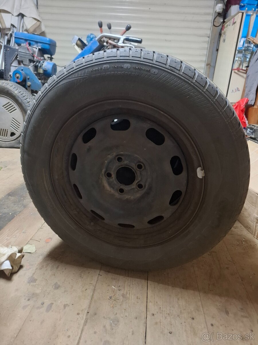 195/65 r15 - 3
