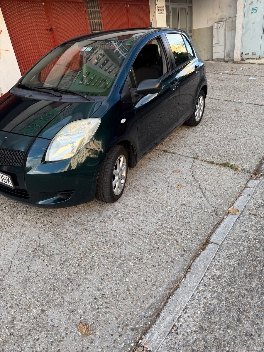 toyota yaris - 3
