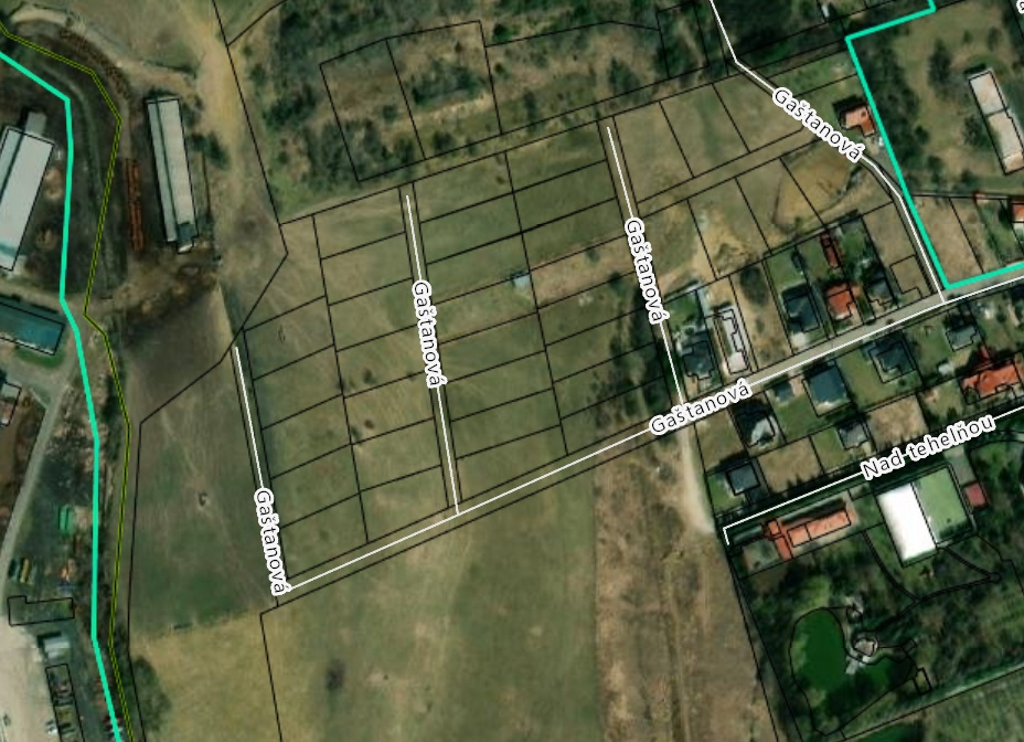 Pozemok v dobrej lokalite - 3