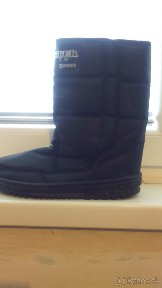 Predám nové dámske a pánske sivé a čierne snehule - 3