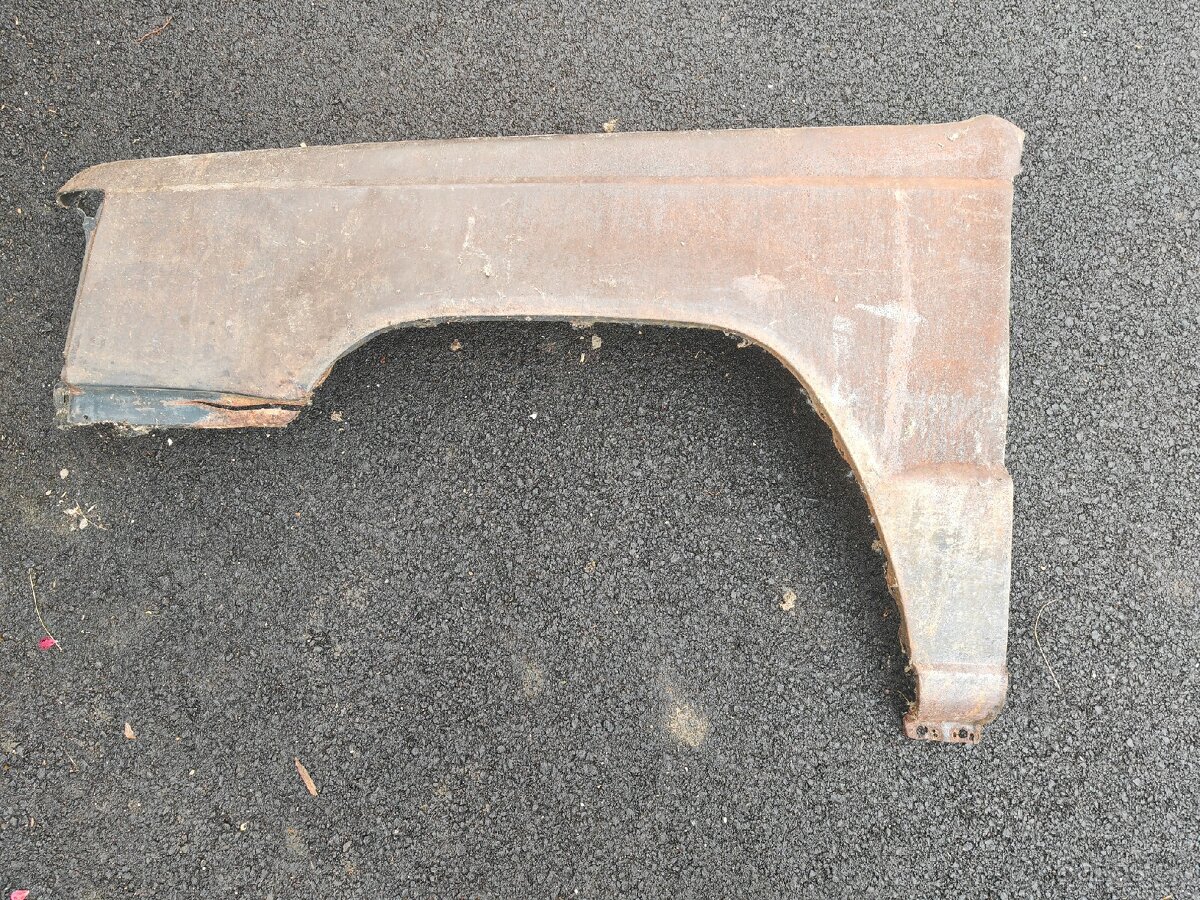 Predné blatníky Mitsubishi L200 1995 - 3