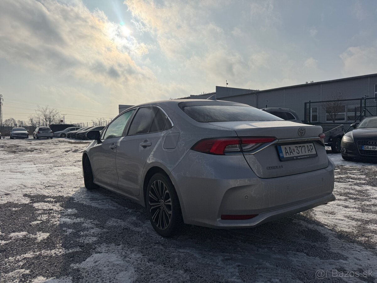 2022 Toyota Corolla 1.5 Automat - 3