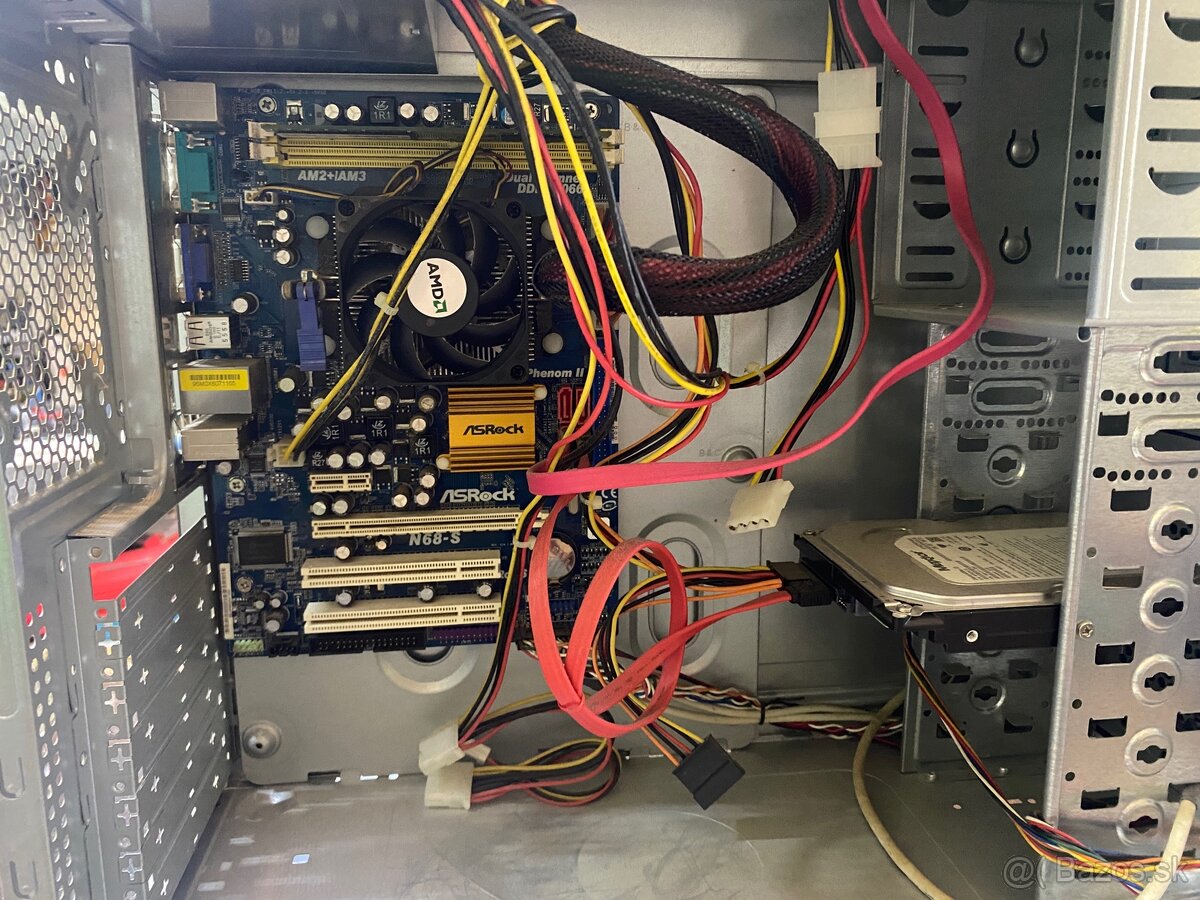 Stary pocitac. 50€ - 3