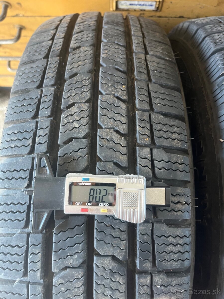 215/70R15C Kleber zimne - 3