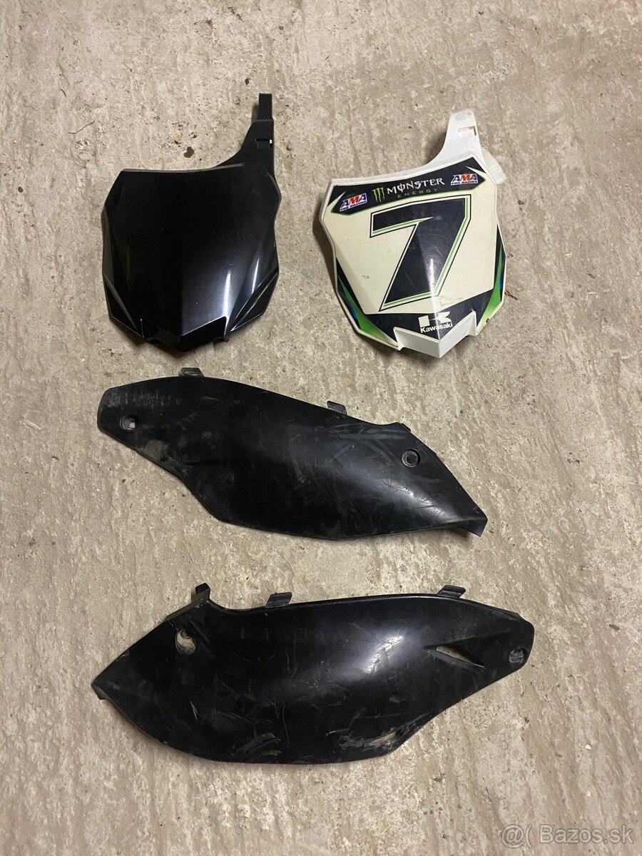 Plasty Kawasakk