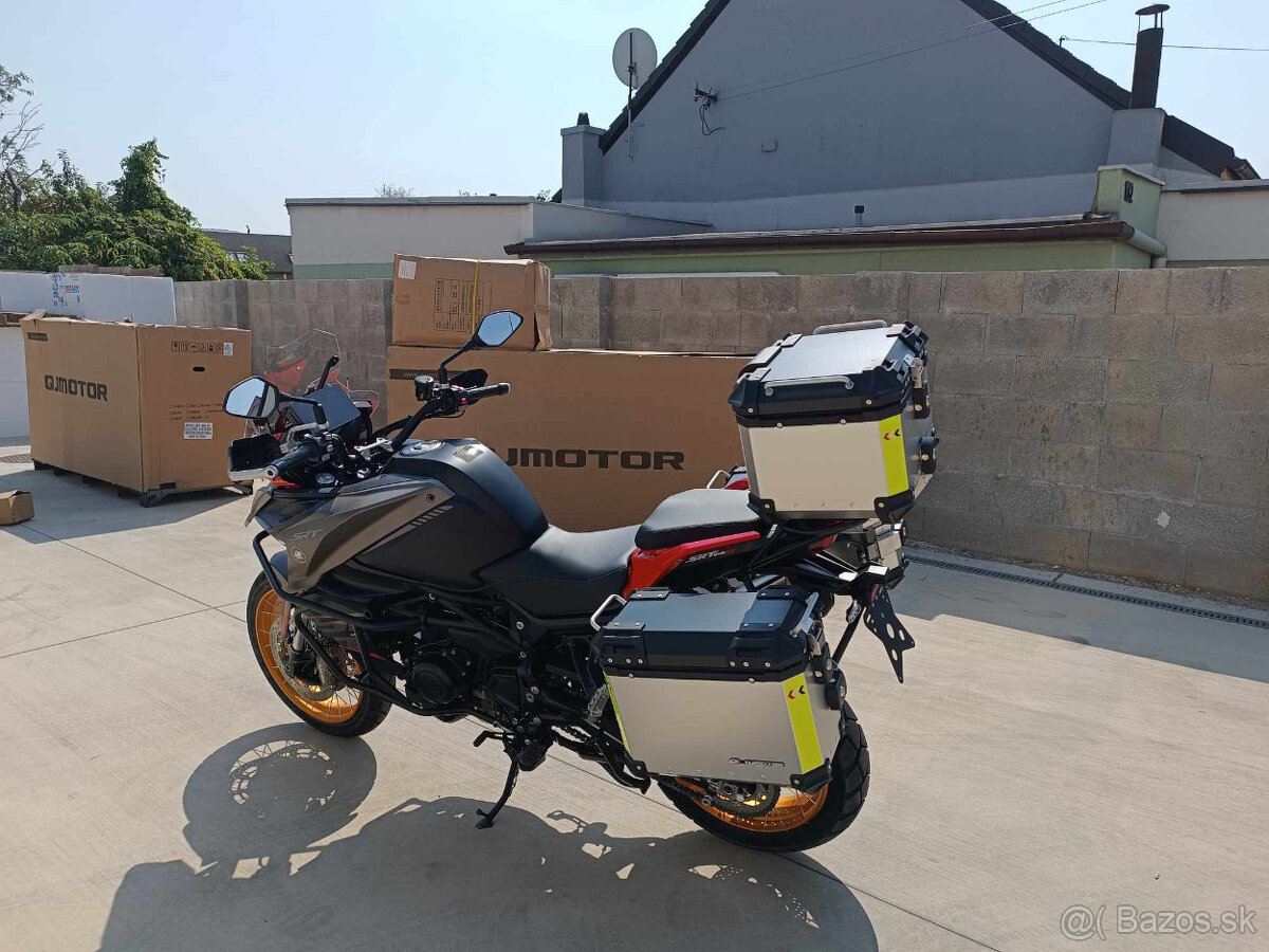 QJMOTOR SRT800SX - 3