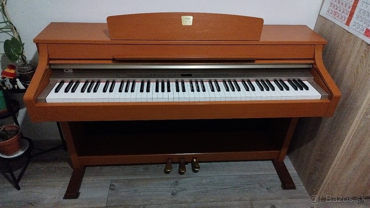 Yamaha Clavinova Clp 330 - klavír - 3