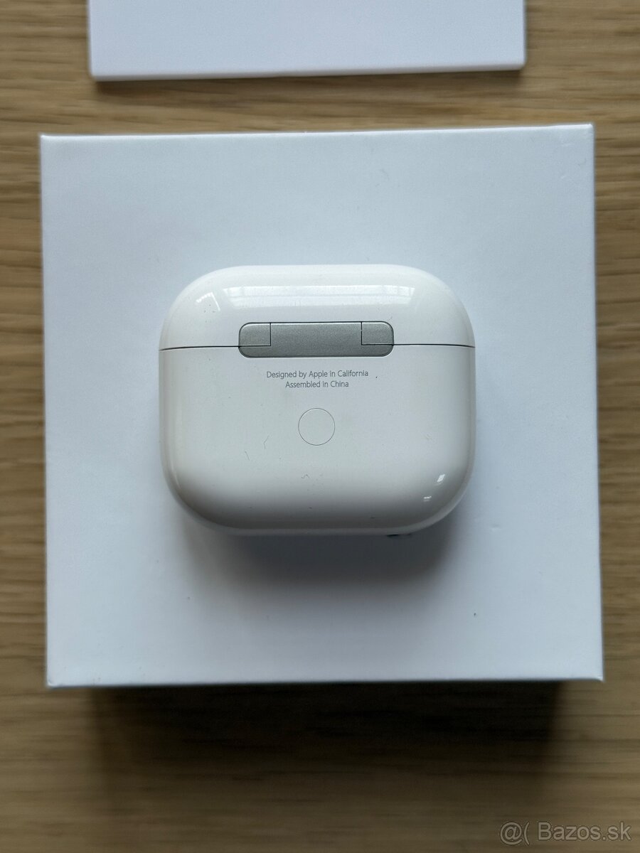 Apple AirPods 3 - 3