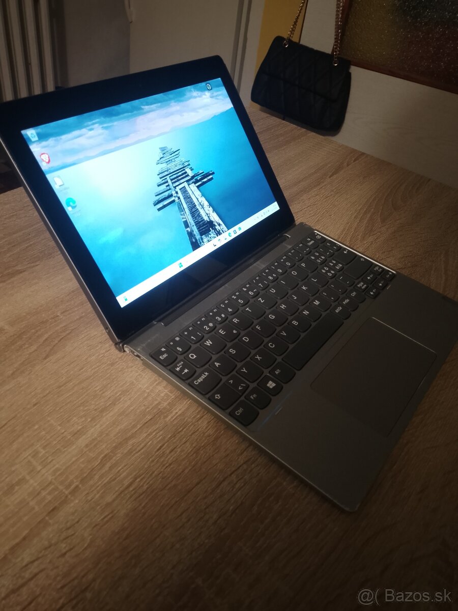 10" tablet Lenovo ideapad 81H3 / 8GB/128GB (Tablet/notebook - 3