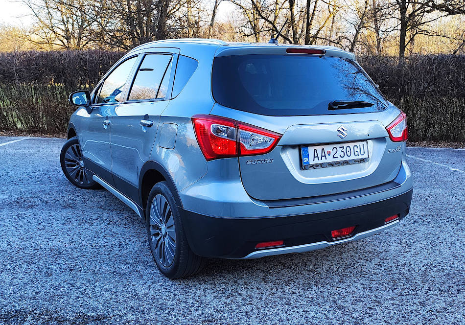 Suzuki SX4 S-Cross 1.6 DDiS - 3
