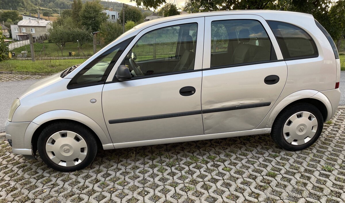 Opel Meriva 1,4 benzín 66 Kw 90PS 107 tis km STK do 9.4.2027 - 3